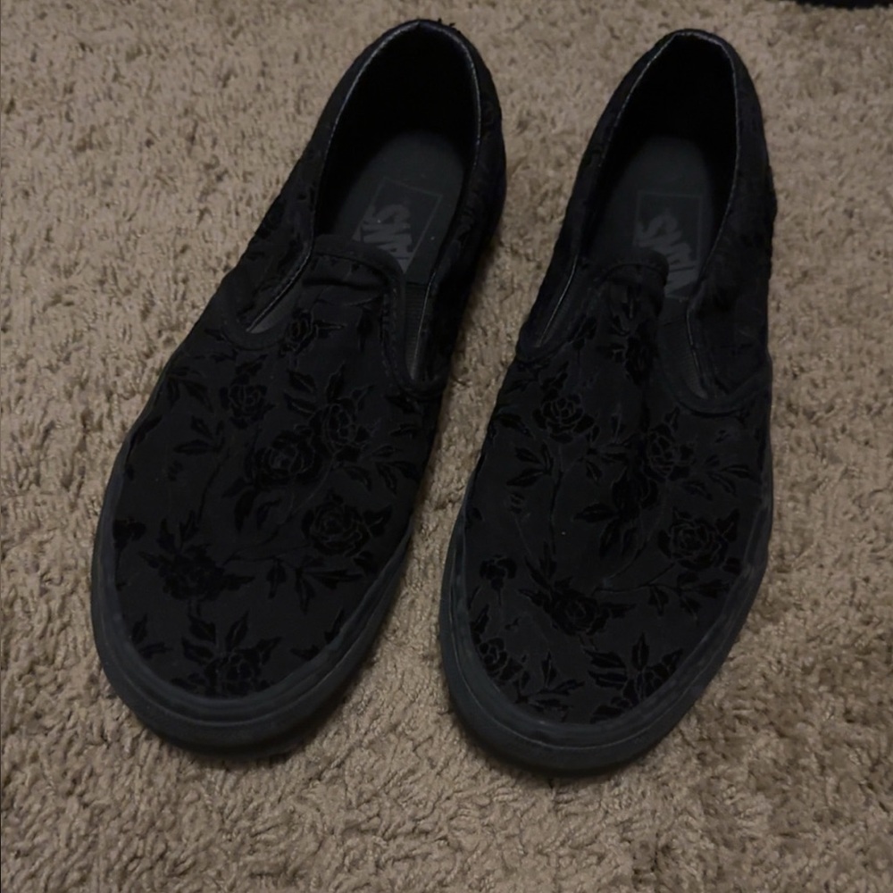 Vans Women's Black Floral Slip-On Sneakers